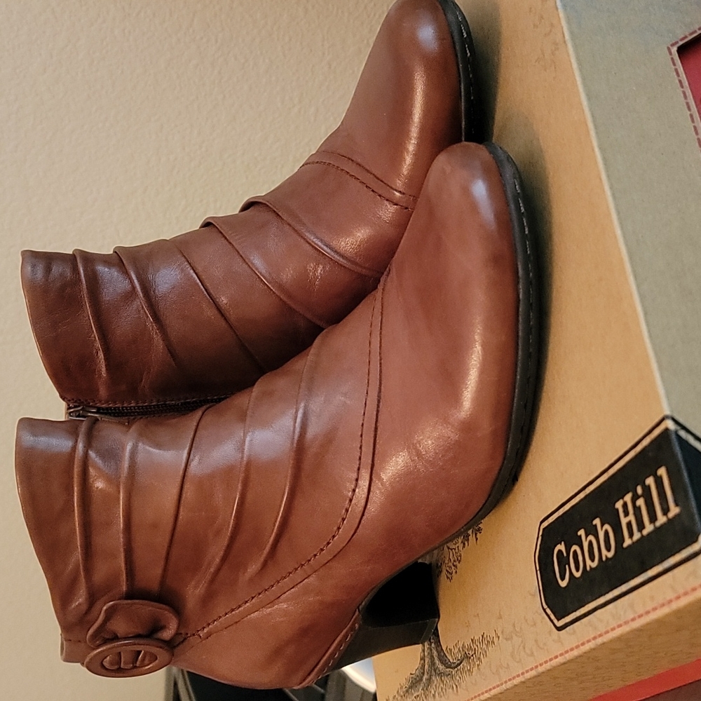 Rockport COBB HILL by New Balance Womens Boots "Sabina" Size 11, New in Box